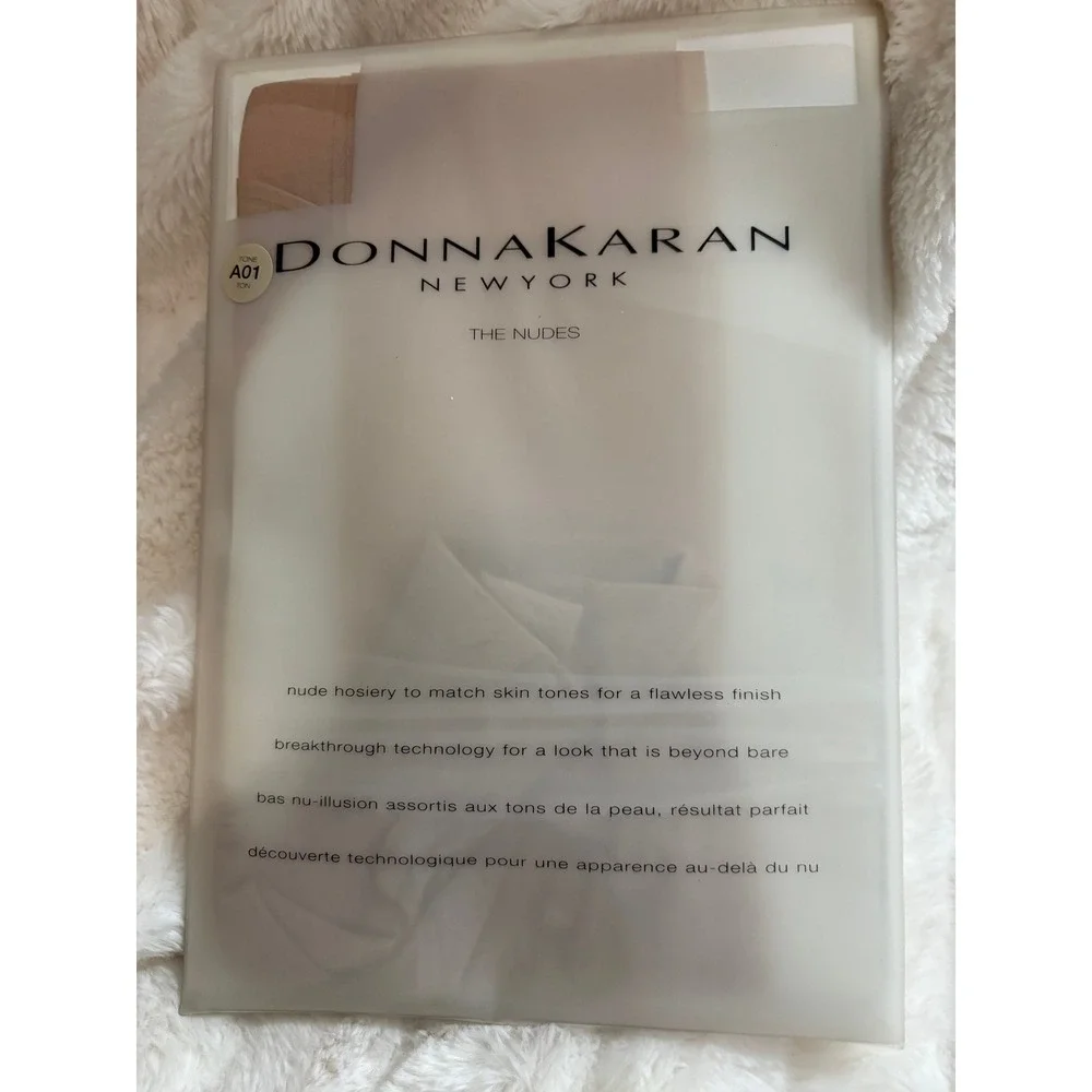 Donna Karan New York The Nudes Hosiery Tone A01 Sheer Tights Medium New